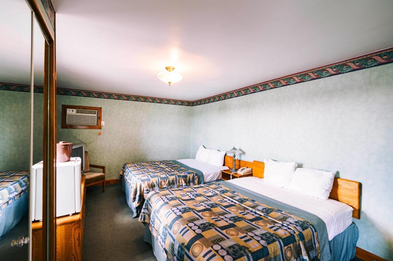 Auberge Harris Saint-Jean-sur-Richelieu Luaran gambar