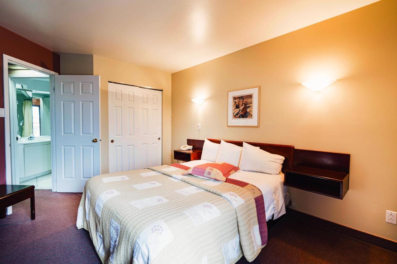 Auberge Harris Saint-Jean-sur-Richelieu Luaran gambar