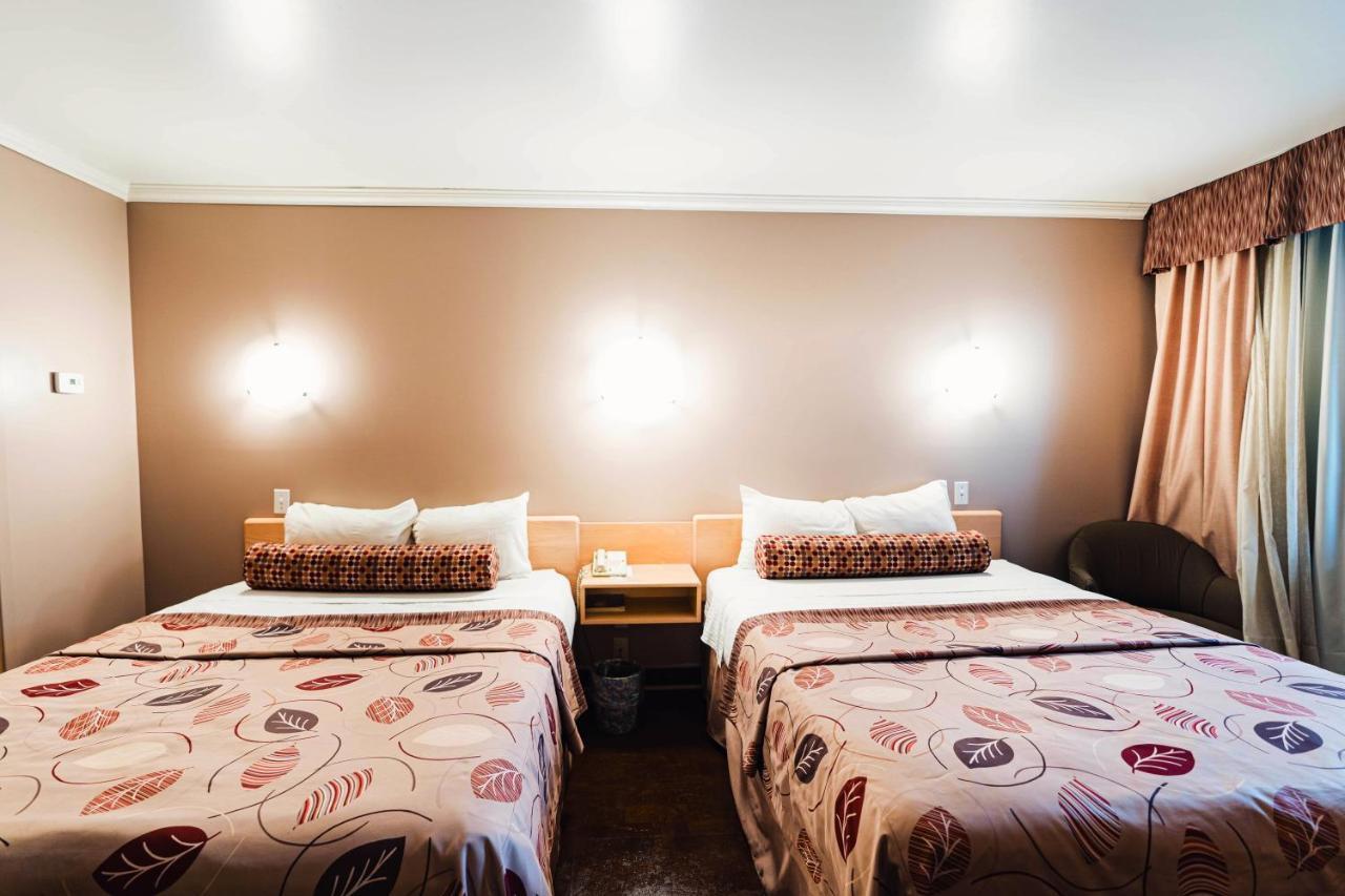 Auberge Harris Saint-Jean-sur-Richelieu Luaran gambar