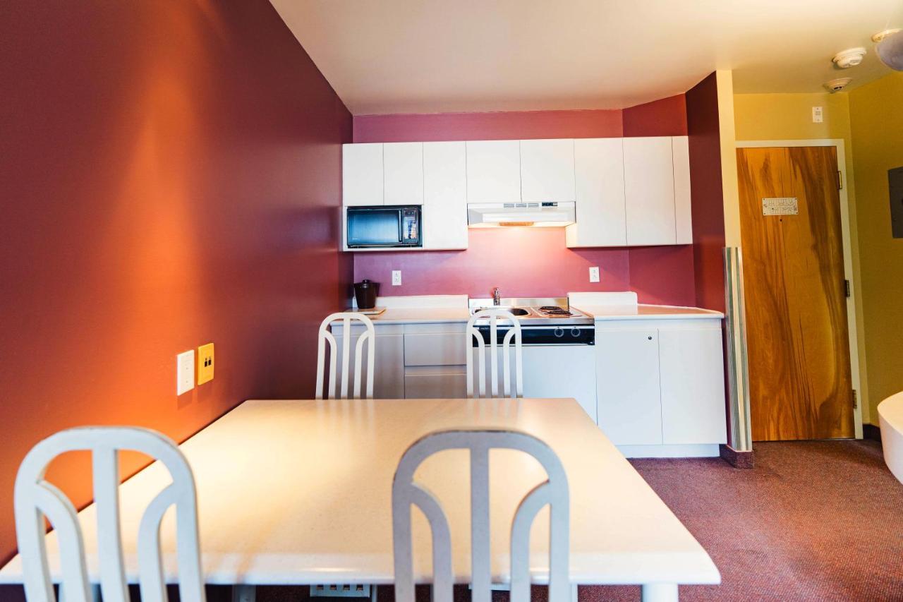 Auberge Harris Saint-Jean-sur-Richelieu Luaran gambar