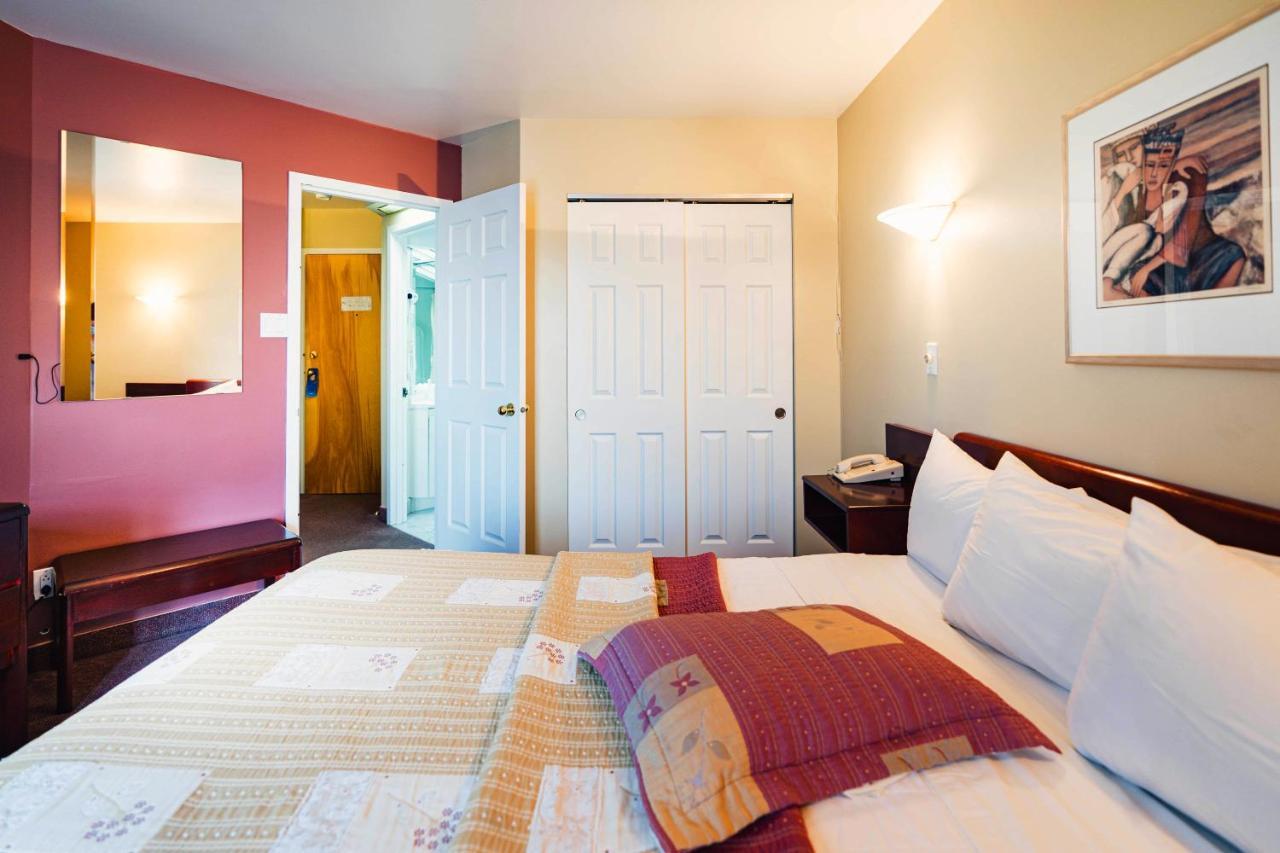 Auberge Harris Saint-Jean-sur-Richelieu Luaran gambar