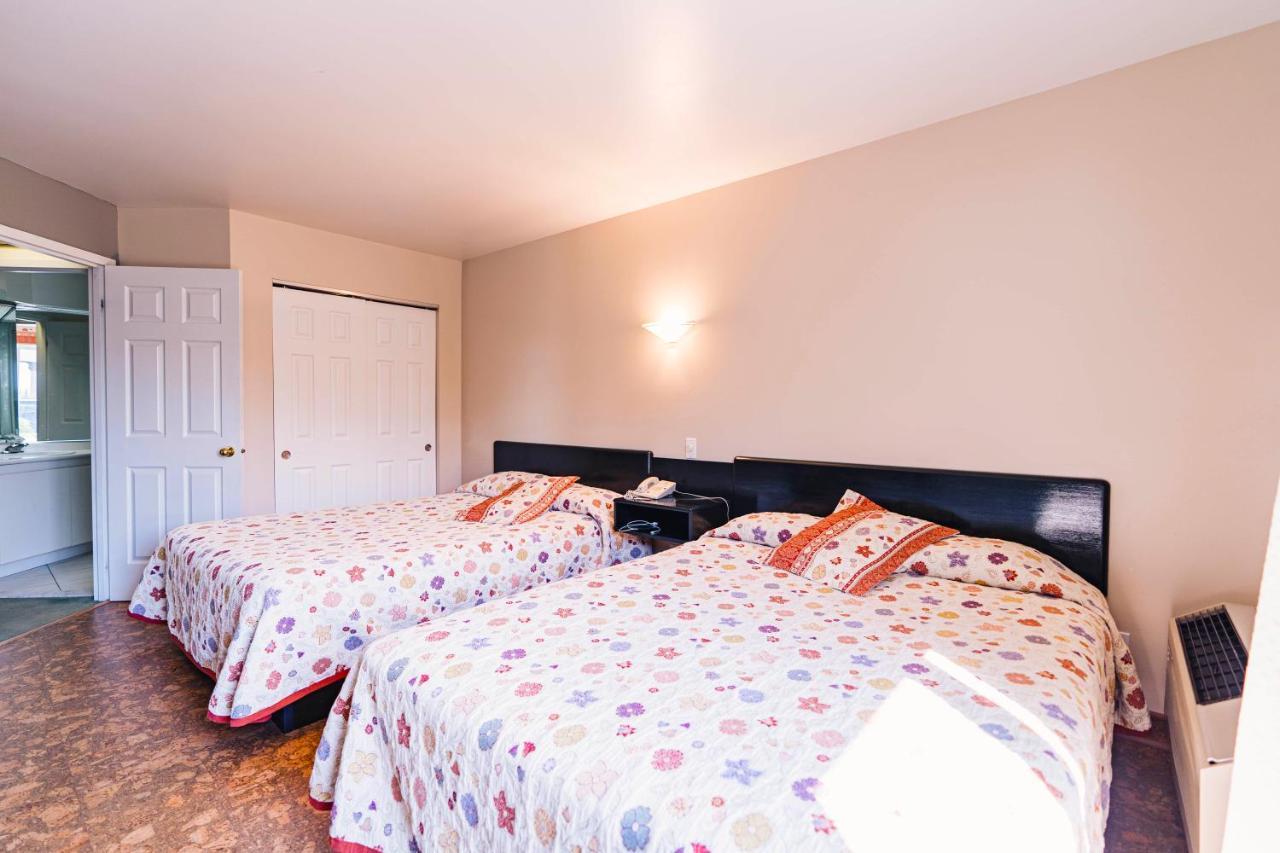Auberge Harris Saint-Jean-sur-Richelieu Luaran gambar