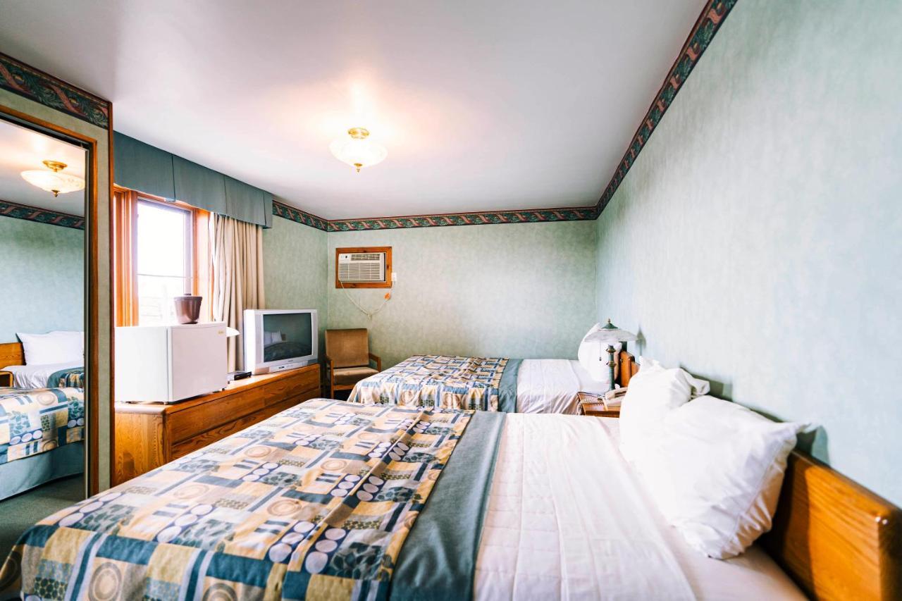 Auberge Harris Saint-Jean-sur-Richelieu Luaran gambar