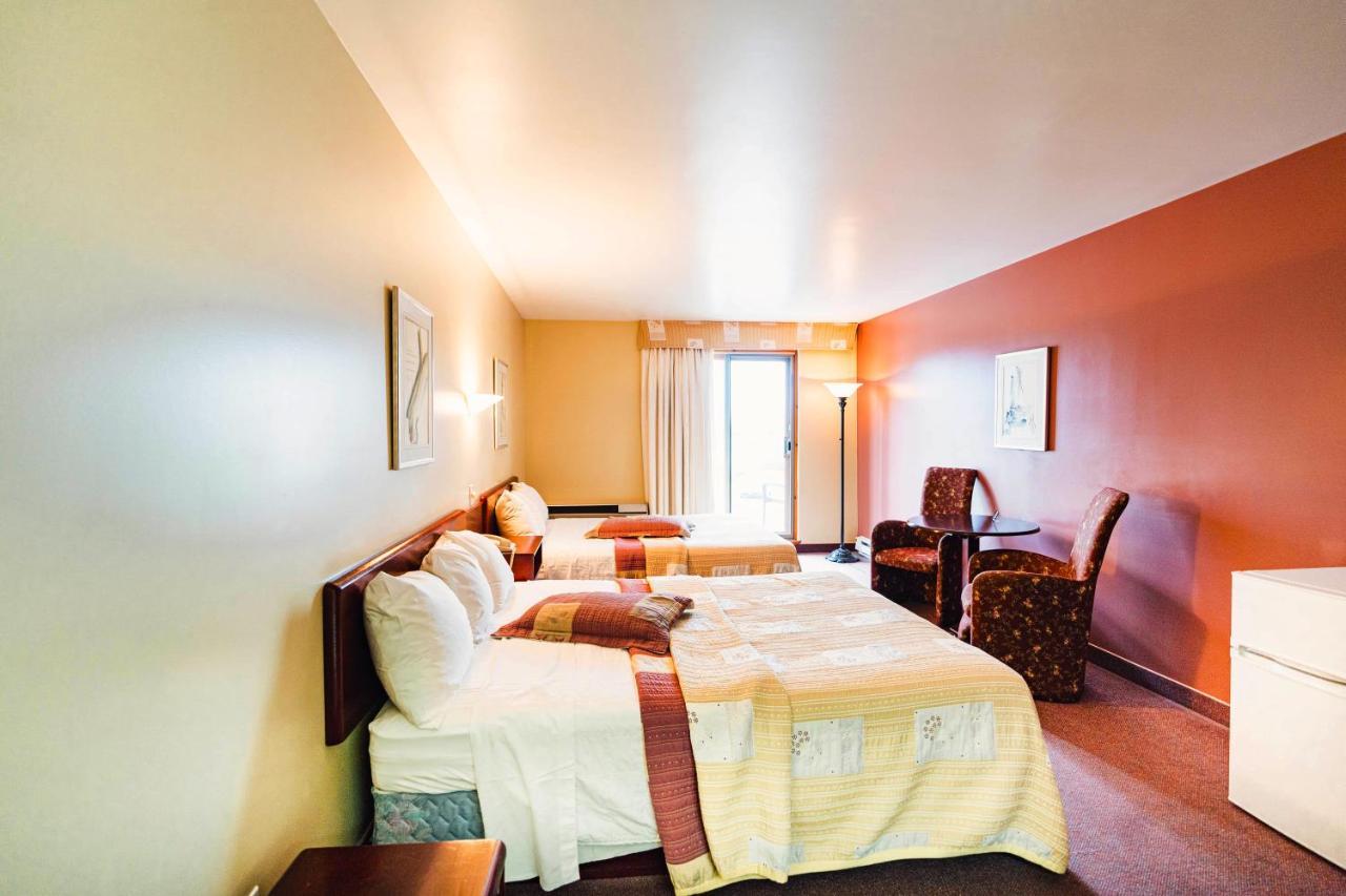 Auberge Harris Saint-Jean-sur-Richelieu Luaran gambar