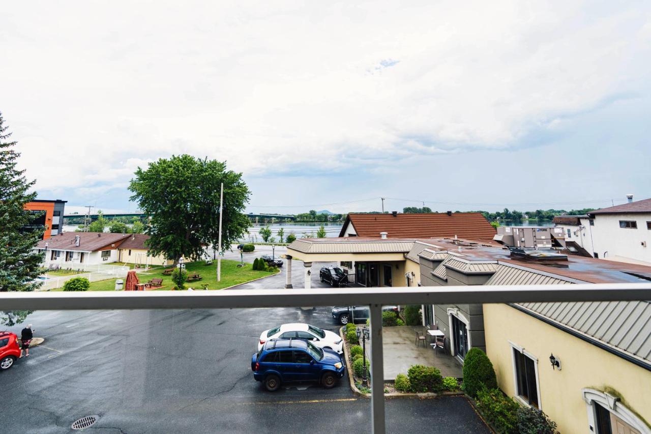 Auberge Harris Saint-Jean-sur-Richelieu Luaran gambar