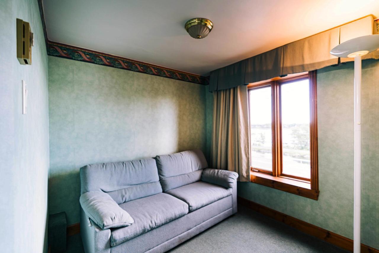 Auberge Harris Saint-Jean-sur-Richelieu Luaran gambar