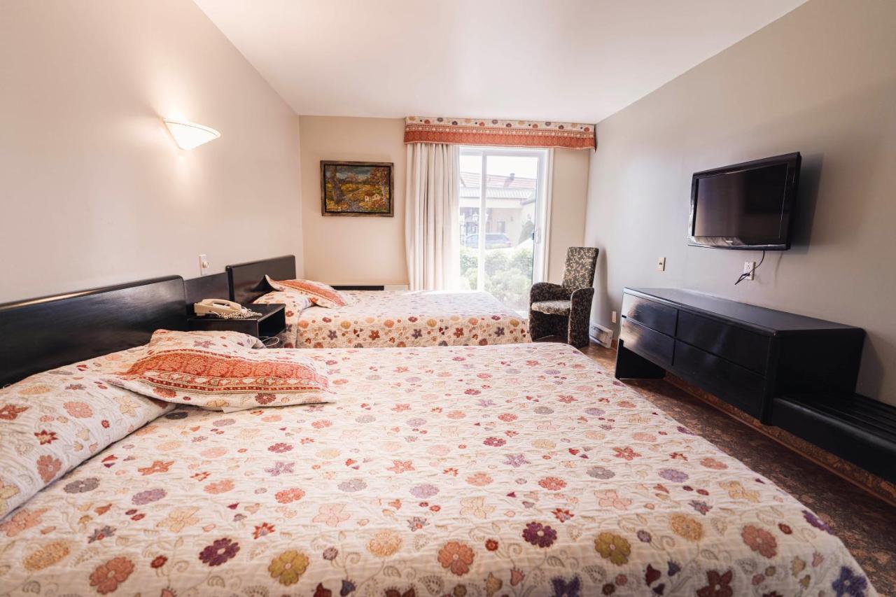 Auberge Harris Saint-Jean-sur-Richelieu Luaran gambar