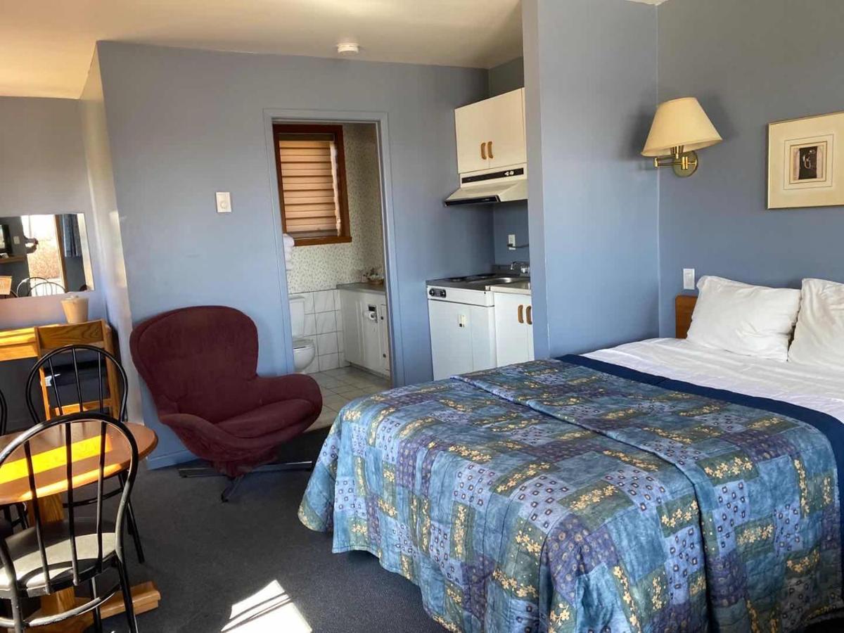 Auberge Harris Saint-Jean-sur-Richelieu Luaran gambar